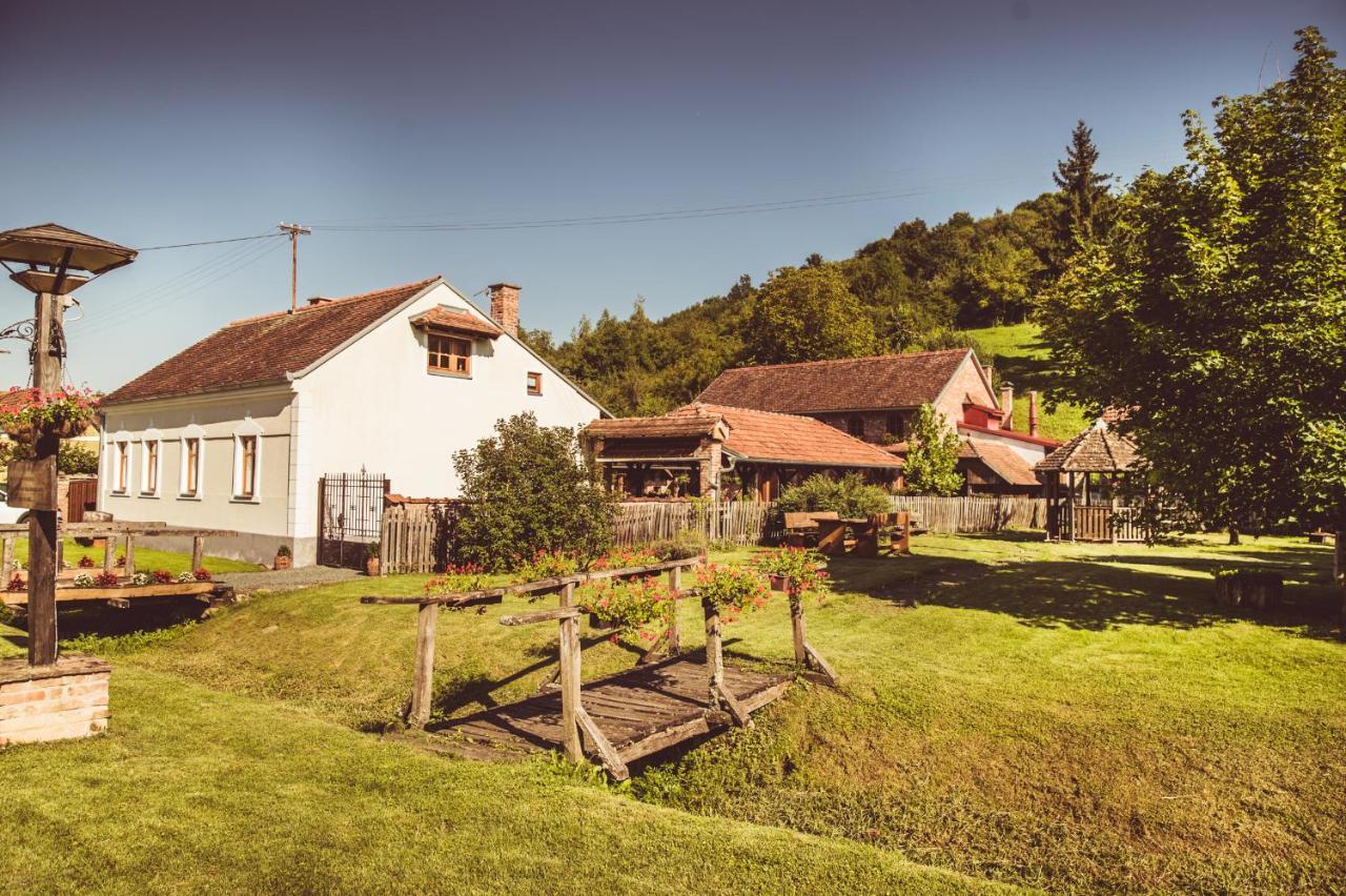 منزل الضيف Pavlovci  في Country House Tunjina Kuca Stara Kapela المظهر الخارجي الصورة